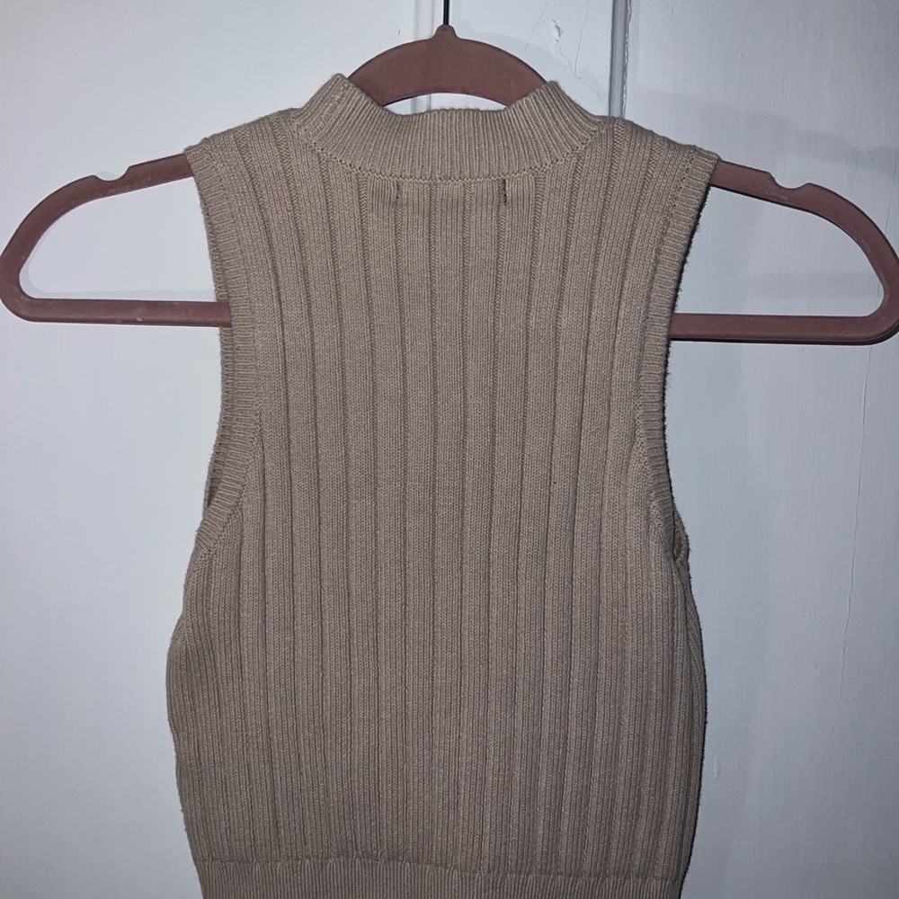 Forever 21 Tan Ribbed Crop Top